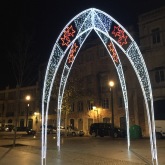 Decorations around Mouraria district.